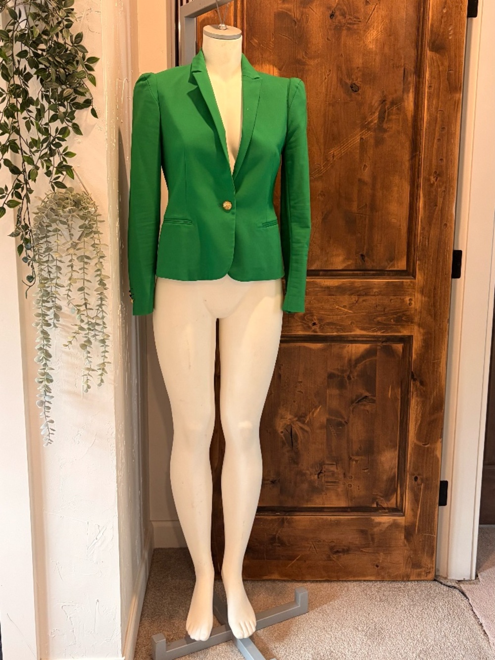ZARA BASIC Emerald Green Tailored Blazer with Gold Crest Buttons – Size M